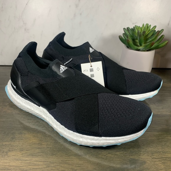 adidas UltraBOOST Slip On Black - Picture 7 of 9